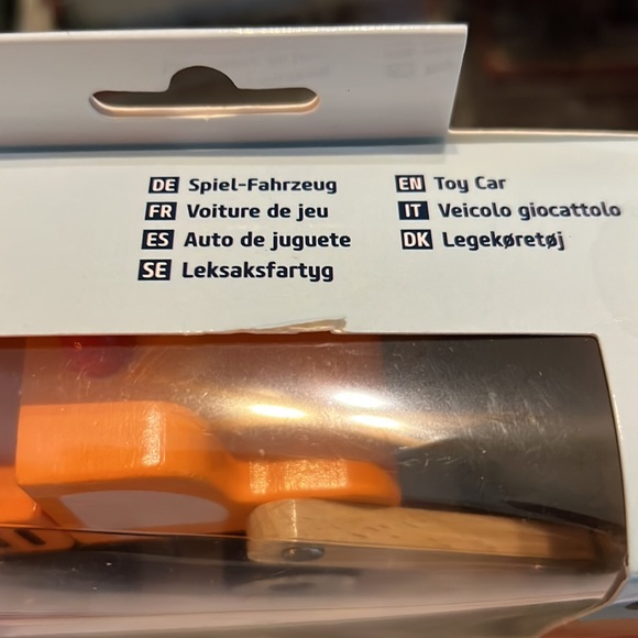 Small Foot Wooden Road Roller - Picture 5 of 8